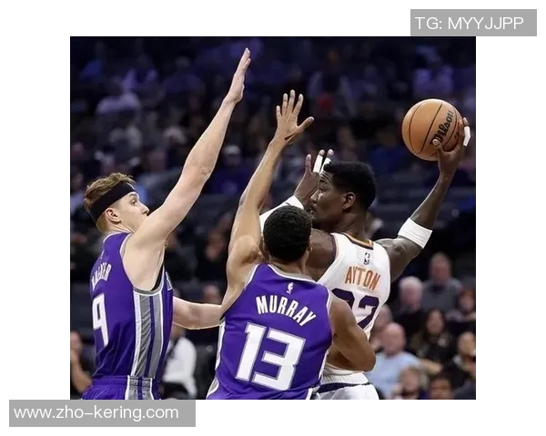 国王队与雷霆队激战正酣谁能在这场对决中笑到最后